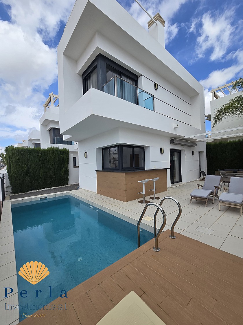 Fallegt einbýlishús með 3 svefnherbergjum, tilbúið til afhendingar! - Perla Investments